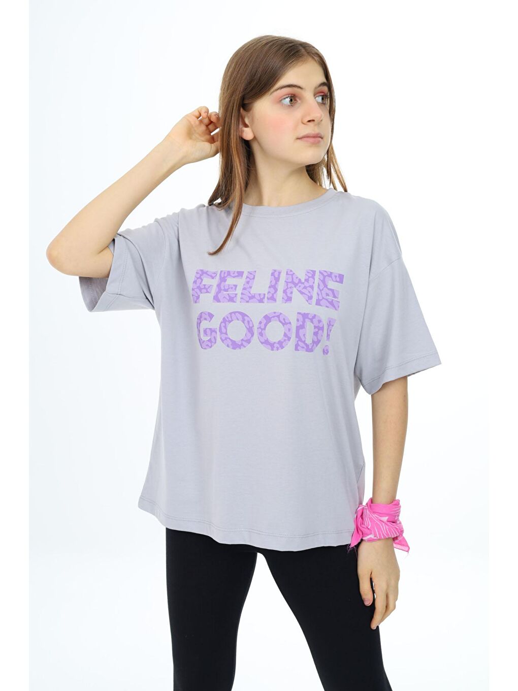 Gri Leopar Desenli Yazılı Bisiklet Yaka Kız T-shirt 17778