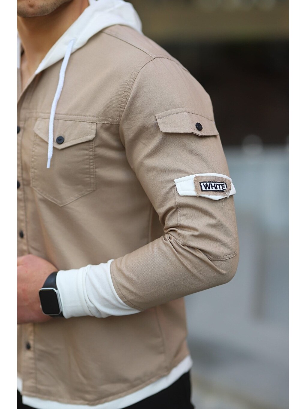 Bej Erkek Slim Fit Penye Kapüşonlu Düğmeli Jean Gömlek-2