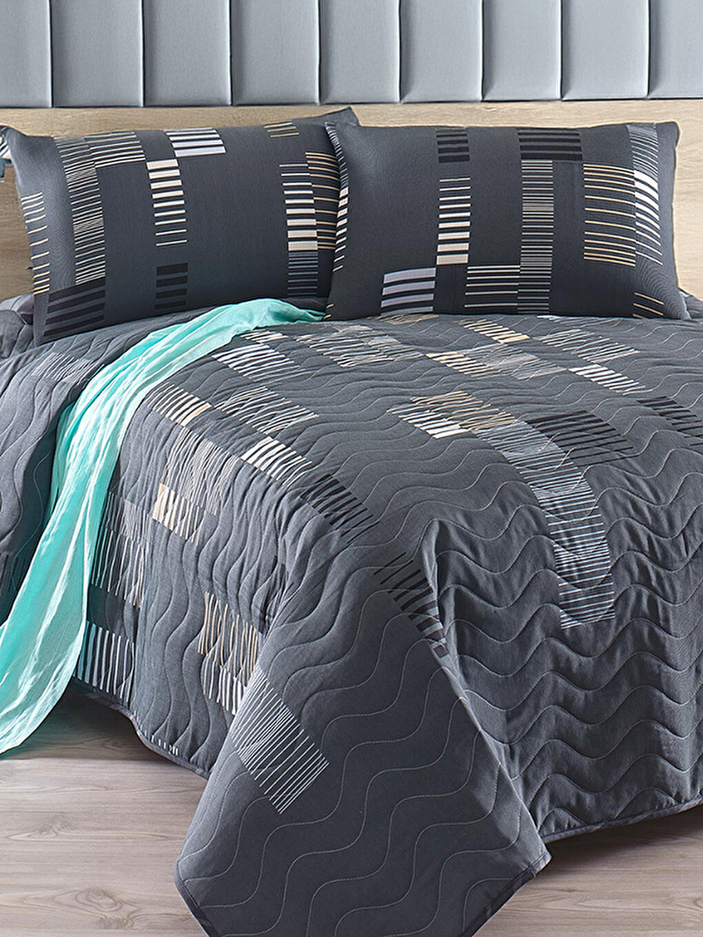 Çok Amaçlı Battal Boy Kapitone Yatak Örtüsü 240x225 Cm Antrasit