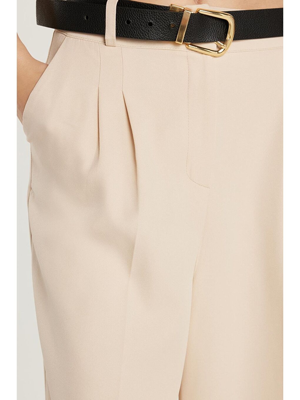 Kadın Regular Fit Pileli İspanyol Paça Bej Pantolon-1