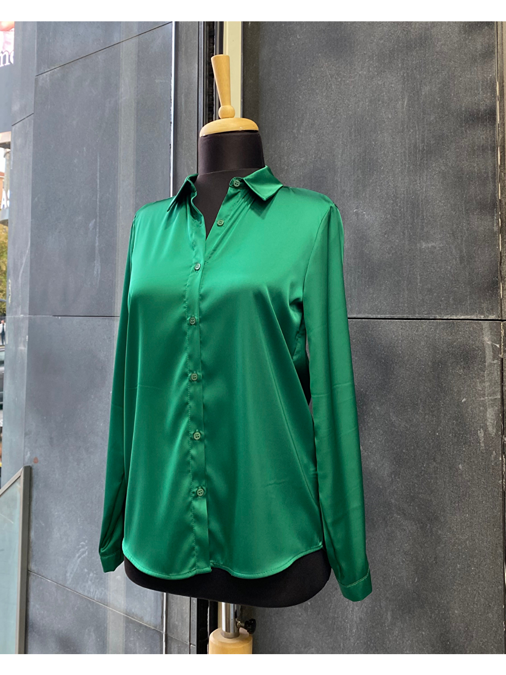 Yeşil Büyük Beden İpek Saten Klasik Gömlek-3