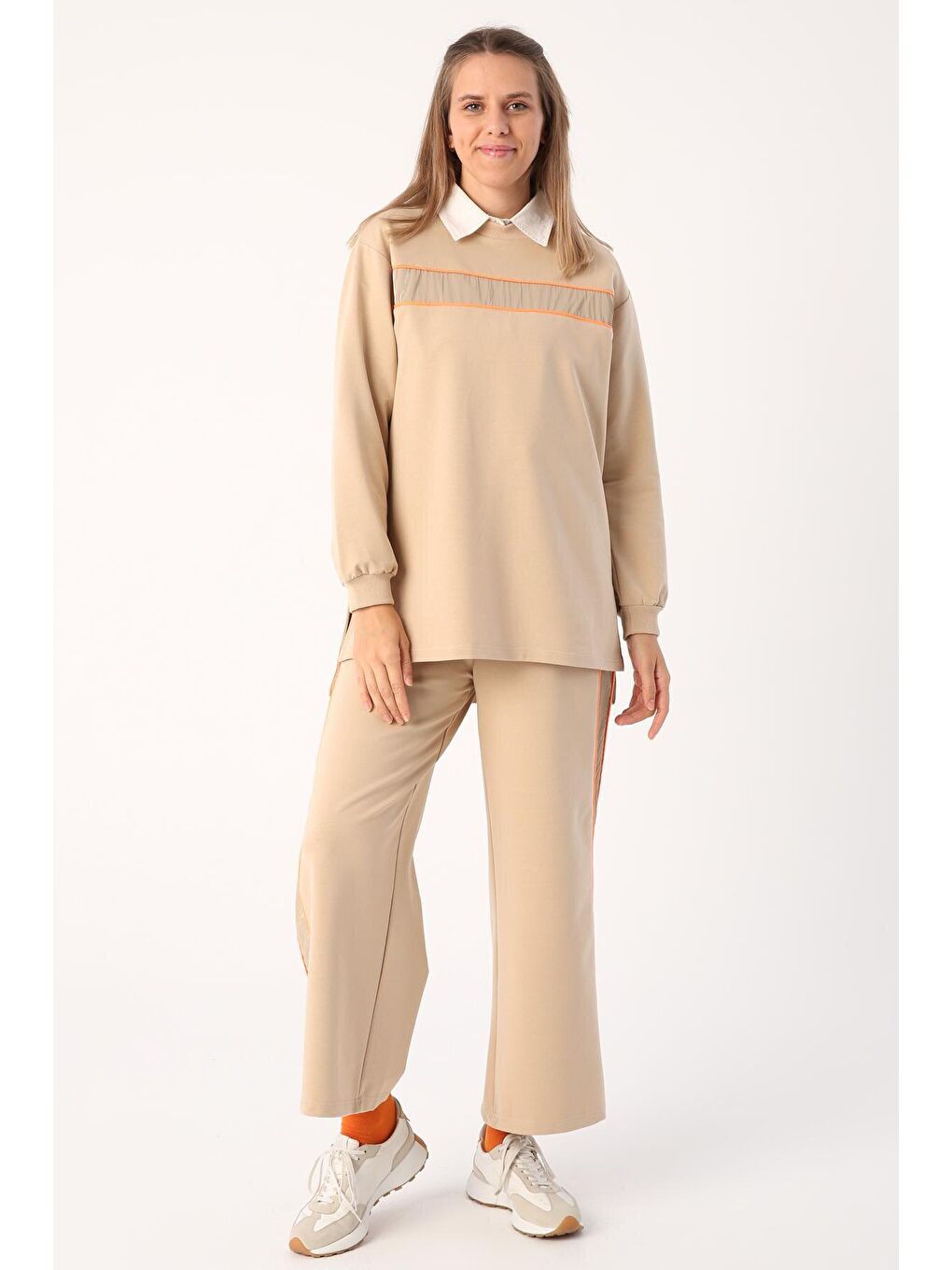 Bej01 Parlak Garnili Neon Biyeli Eşofman Takımı-1