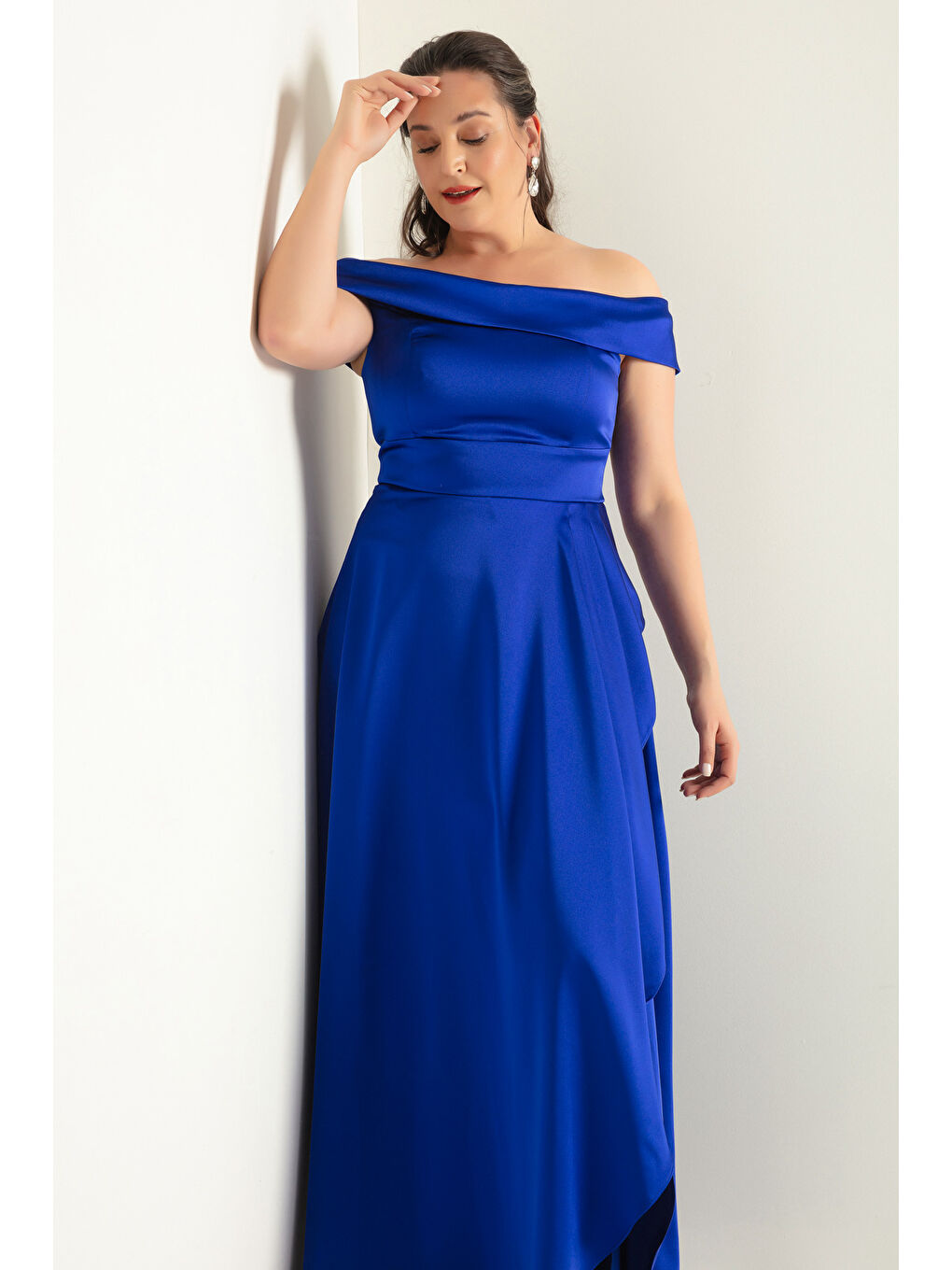 Mavi Kadın Saks Kayık Yaka Büyük Beden Saten Abiye & Mezuniyet Elbisesi-2