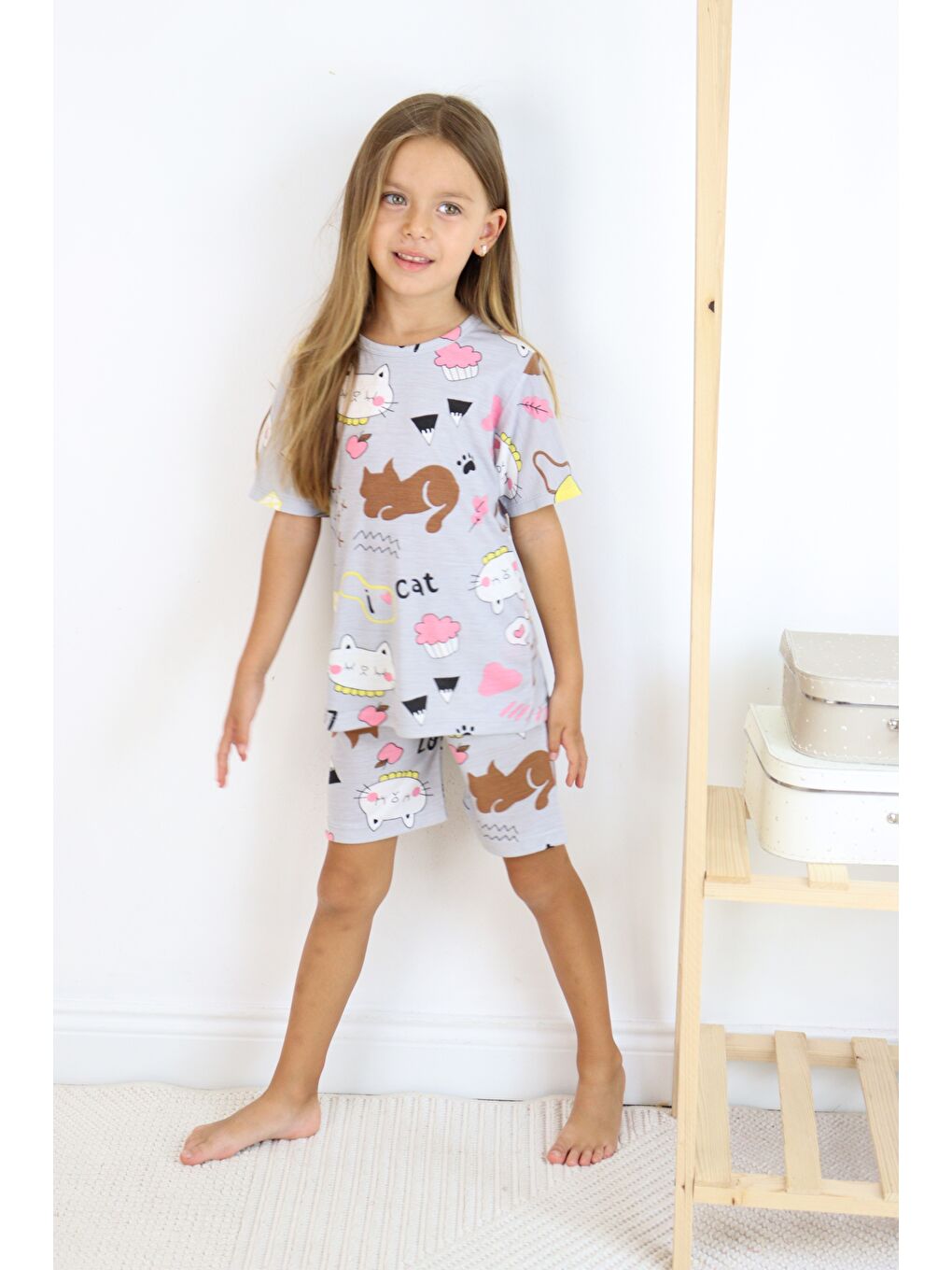 Kahverengi Kız Çocuk Pamuklu Penye Kumaş Şortlu Pijama Takımı-1