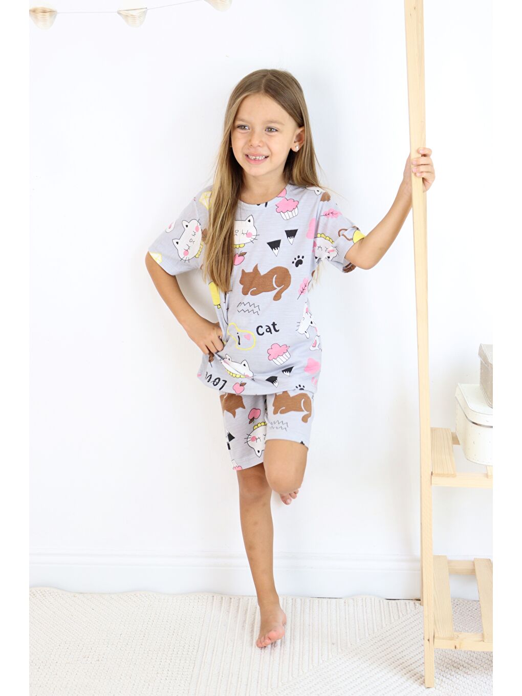 Kahverengi Kız Çocuk Pamuklu Penye Kumaş Şortlu Pijama Takımı-3