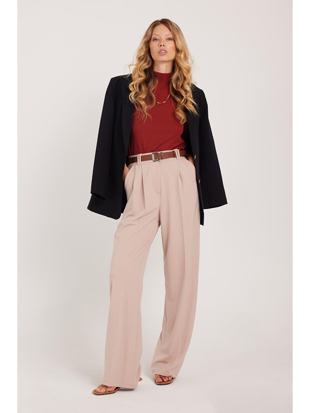 Bej Kadın Regular Fit Klasik Kesim Yüksel Bel Geniş Paça Taş Pantolon-3