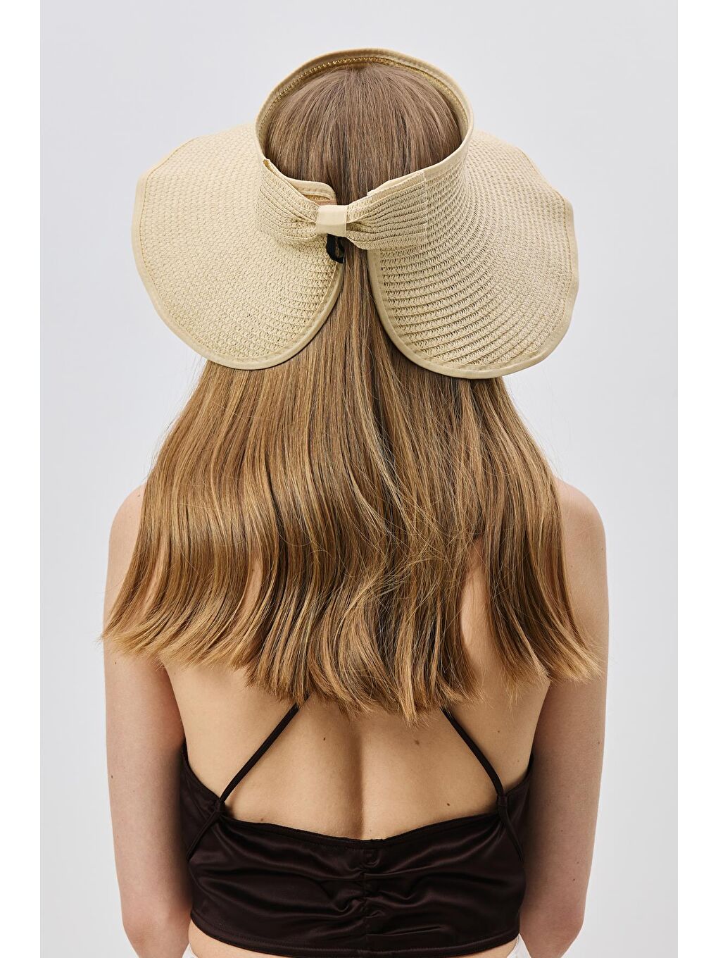 Fiyonk Detaylı Vizör Hasır Şapka Y8207 Bej-1