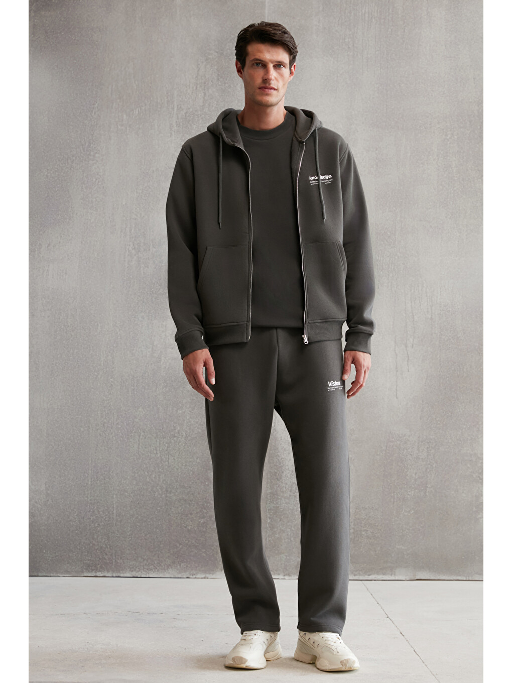 Erkek Yumuşacık Organik Pamuk Oversize Fermuarlı Baskılı Kapüşonlu Koyu Gri Sweatshirt-2