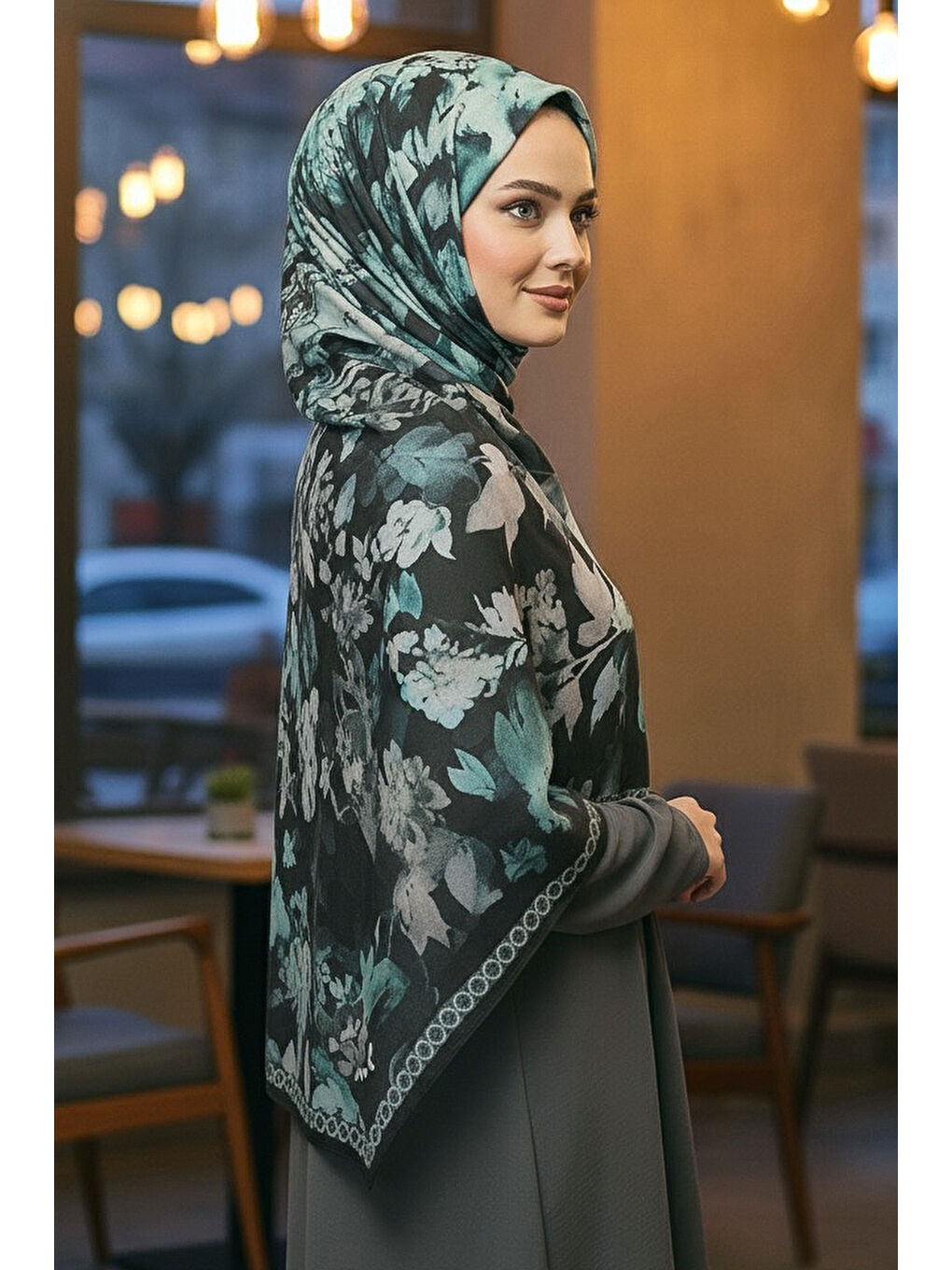 Midnight Bloom Serisi Pamuk Şal Petrol - 27986-PETROL-1