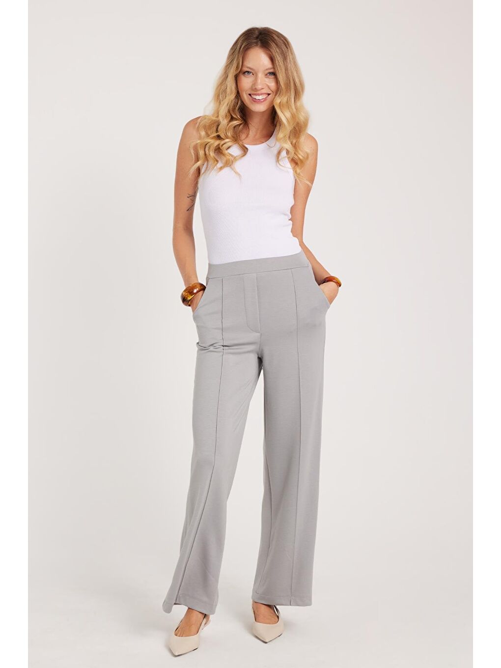 Kadın Relax Fit Rahat Kesim Modal Kumaş Yüksel Bel Geniş Paça Gri Pantolon-1
