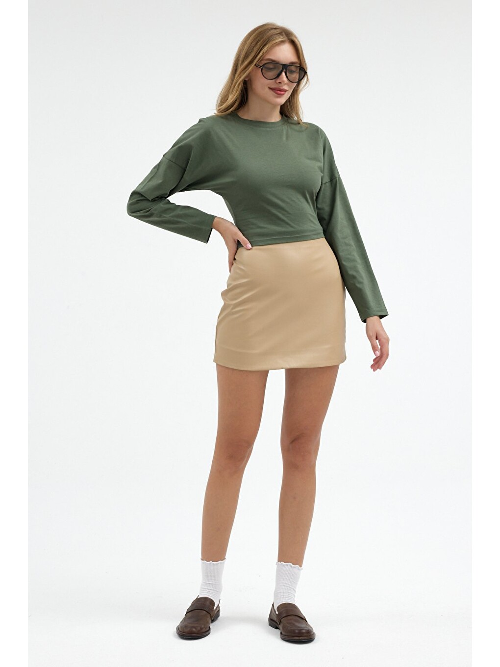 Kadın Uzun Kol Bele Oturan Haki Crop Bluz-5