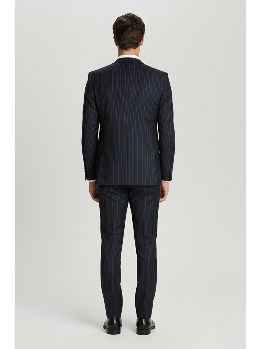 Giotelli Lacivert Slim Fit Çizgili Mono Yaka Yelekli Takım Elbise-3