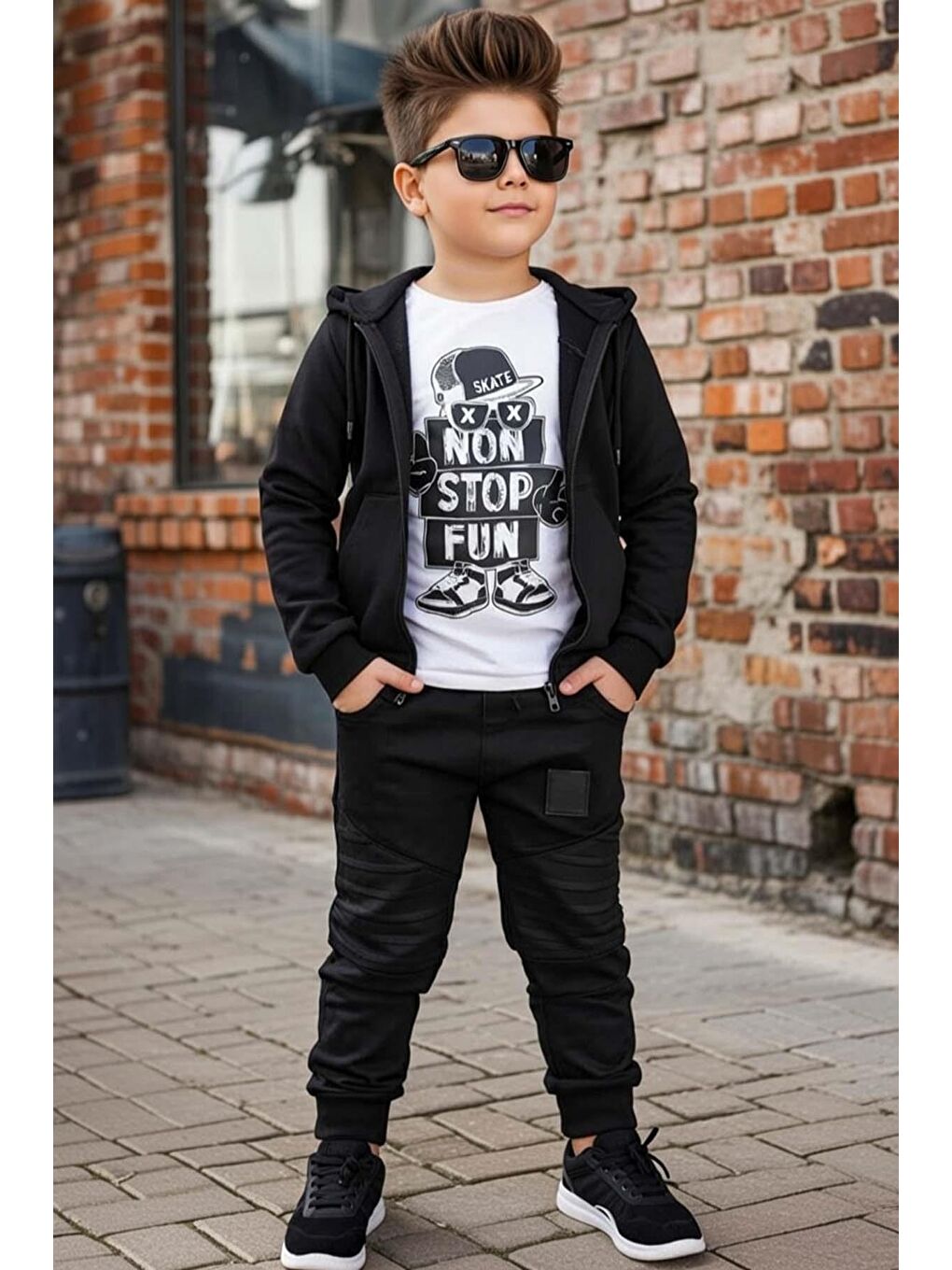 Erkek Çocuk Şapka Ve Non Stop Baskılı Kazak Cımalı Siyah Eşofman Takım-1