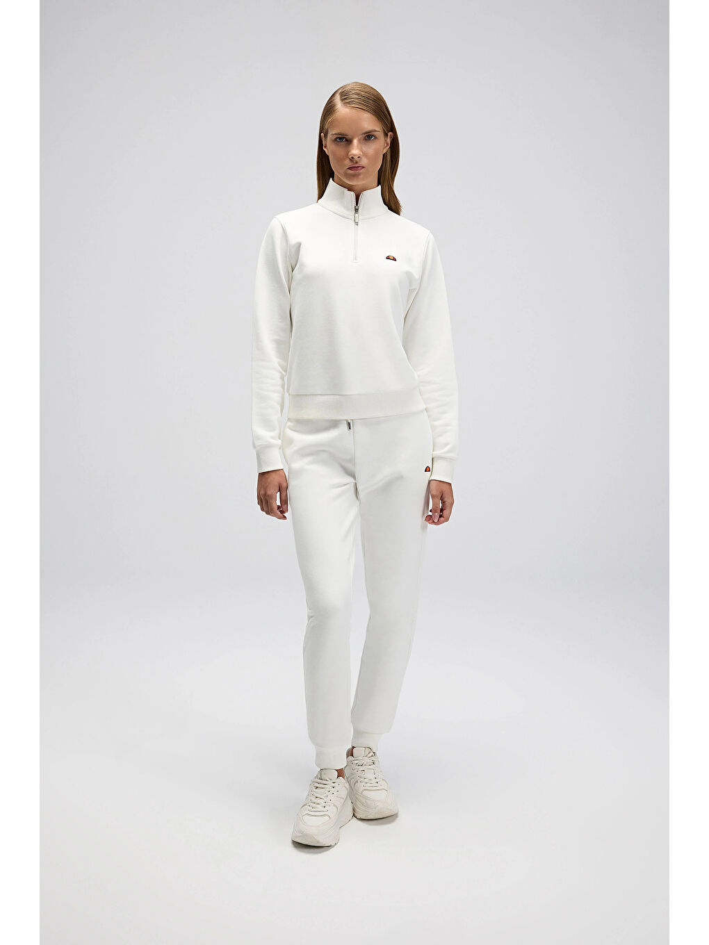 Beyaz Pamuklu Regular Fit Normal Bel Ribanalı Paça Kadın Eşofman Altı EF555-OF-2