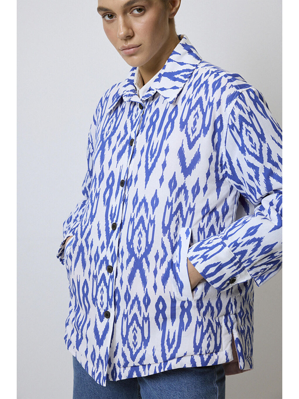 Mavi Desenli Kapitone Ceket-3