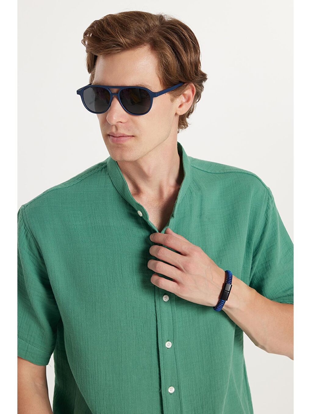 Erkek Relax Fit Rahat Kesim %100 Pamuk Müslin Kumaş Kısa Kollu Spor Hakim Yaka Yeşil Gömlek-1
