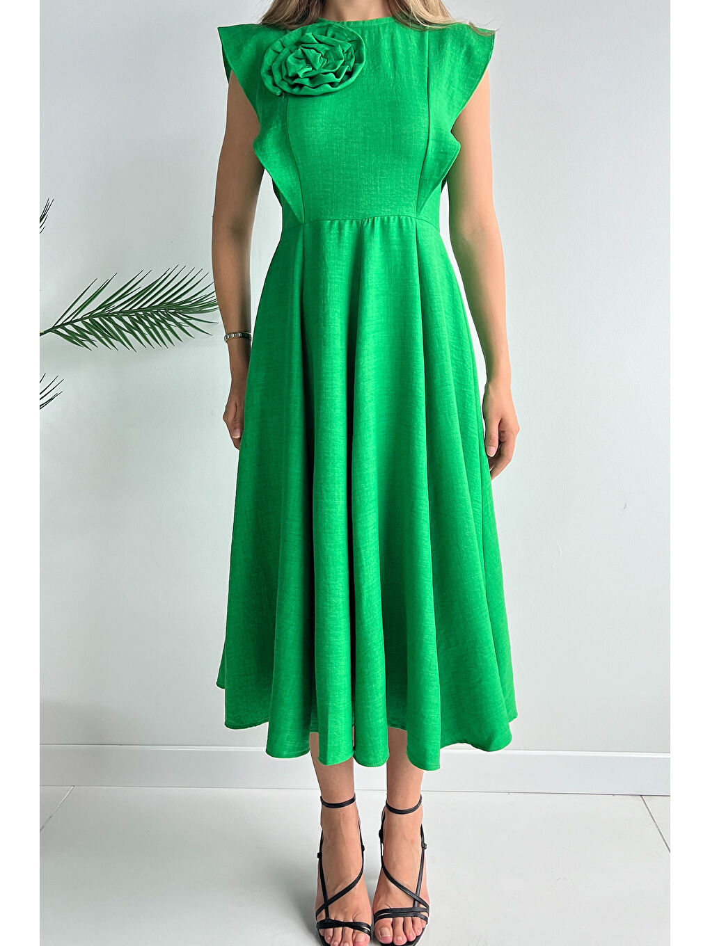 Yeşil Gül Detaylı Kadın Elbise-2