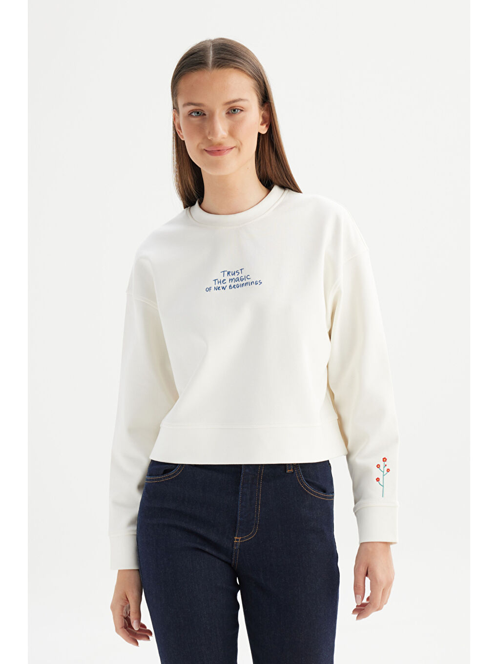 Regular Fit Normal Kesim Bisiklet Yaka Kırık Beyaz Sweatshirt-2