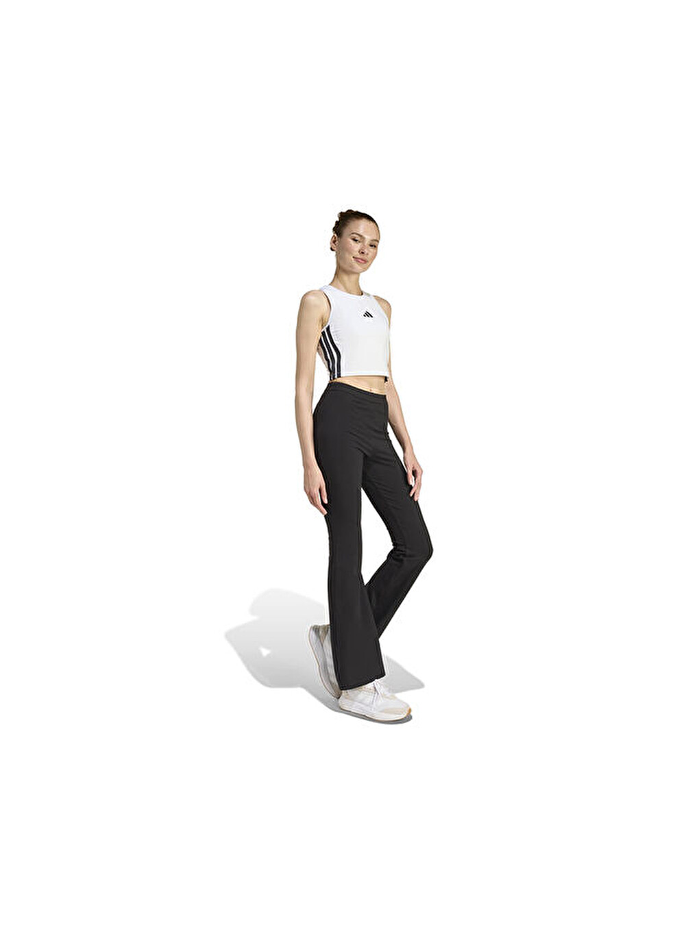 W 3s Pad Tk Kadın Günlük Crop Üst Jz6876 Beyaz-5