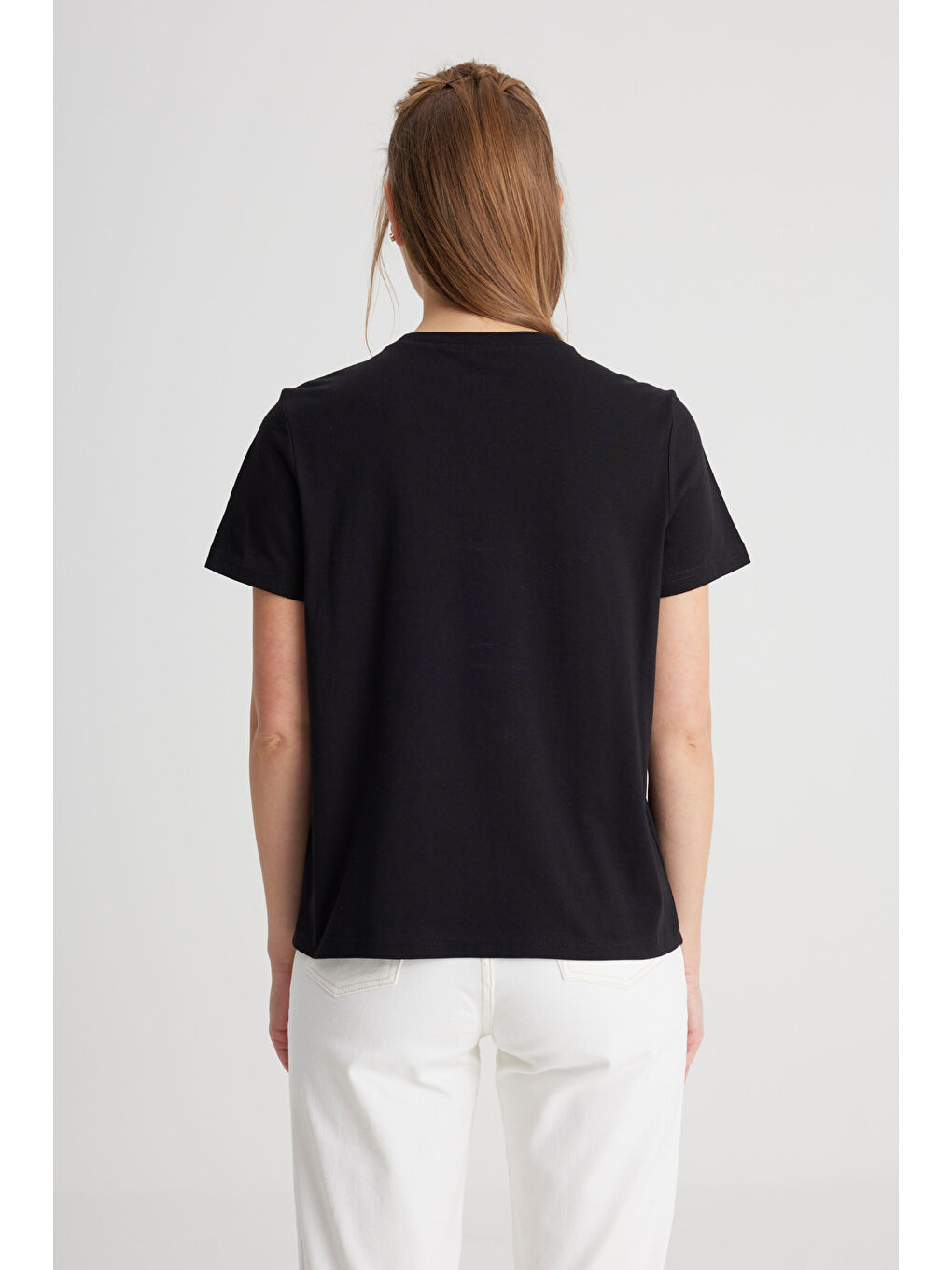 Regular Fit Normal Kesim Bisiklet Yaka %100 Pamuk Siyah Tişört-4