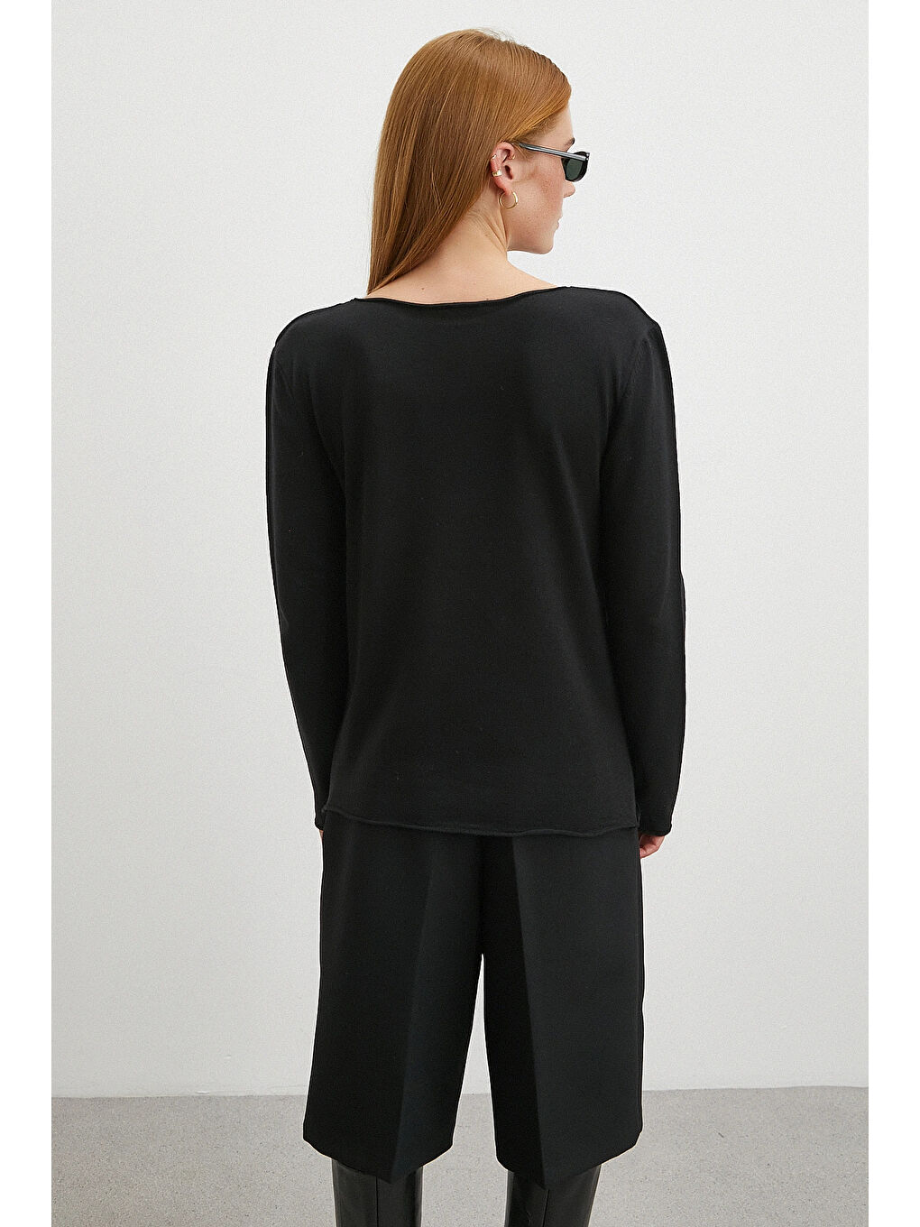 Kayık Yaka Uzun Kol Kazak Siyah-5