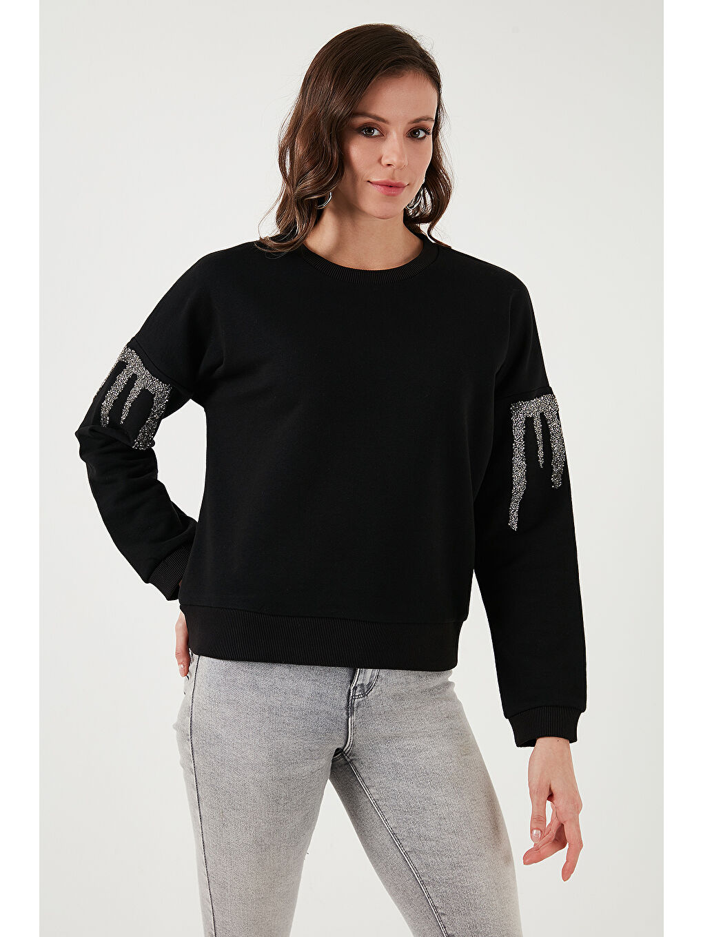 Fashion Friends Siyah Regular Fit Bisiklet Yaka Kolları Taşlı Kadın Sweat 24K0101K1 - 4