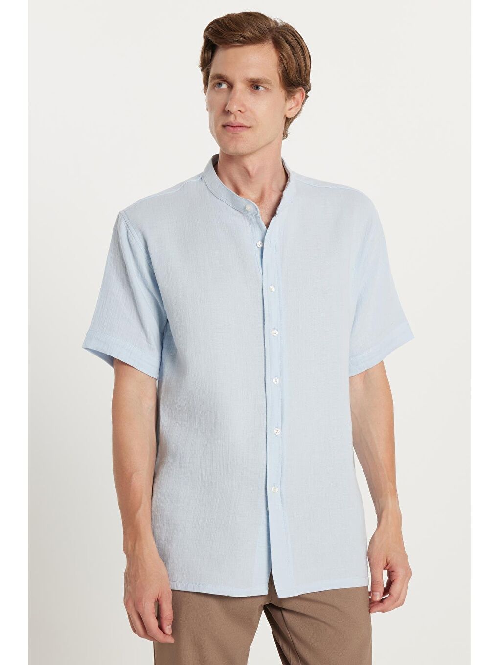 Erkek Relax Fit Rahat Kesim %100 Pamuk Müslin Kumaş Kısa Kollu Spor Hakim Yaka Mavi Gömlek-1