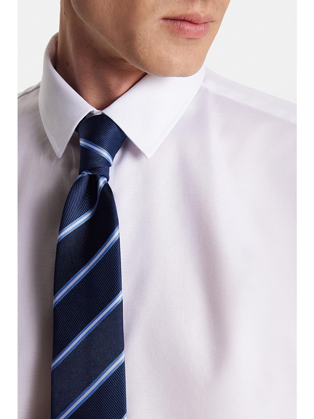 Slim Fit Beyaz Non-Iron %100 Pamuk Doğa Dostu Ekoteks Belgeli Ütü Gerektirmez Gömlek-2