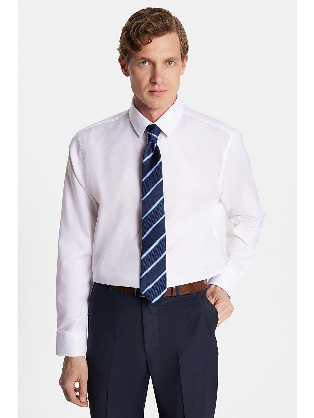 Slim Fit Beyaz Non-Iron %100 Pamuk Doğa Dostu Ekoteks Belgeli Ütü Gerektirmez Gömlek-3