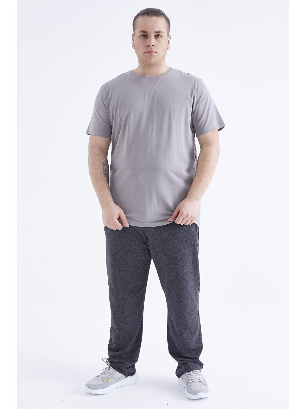 Gri Basic Kısa Kol O Yaka  Erkek Büyük Beden Tişört - 88072-1