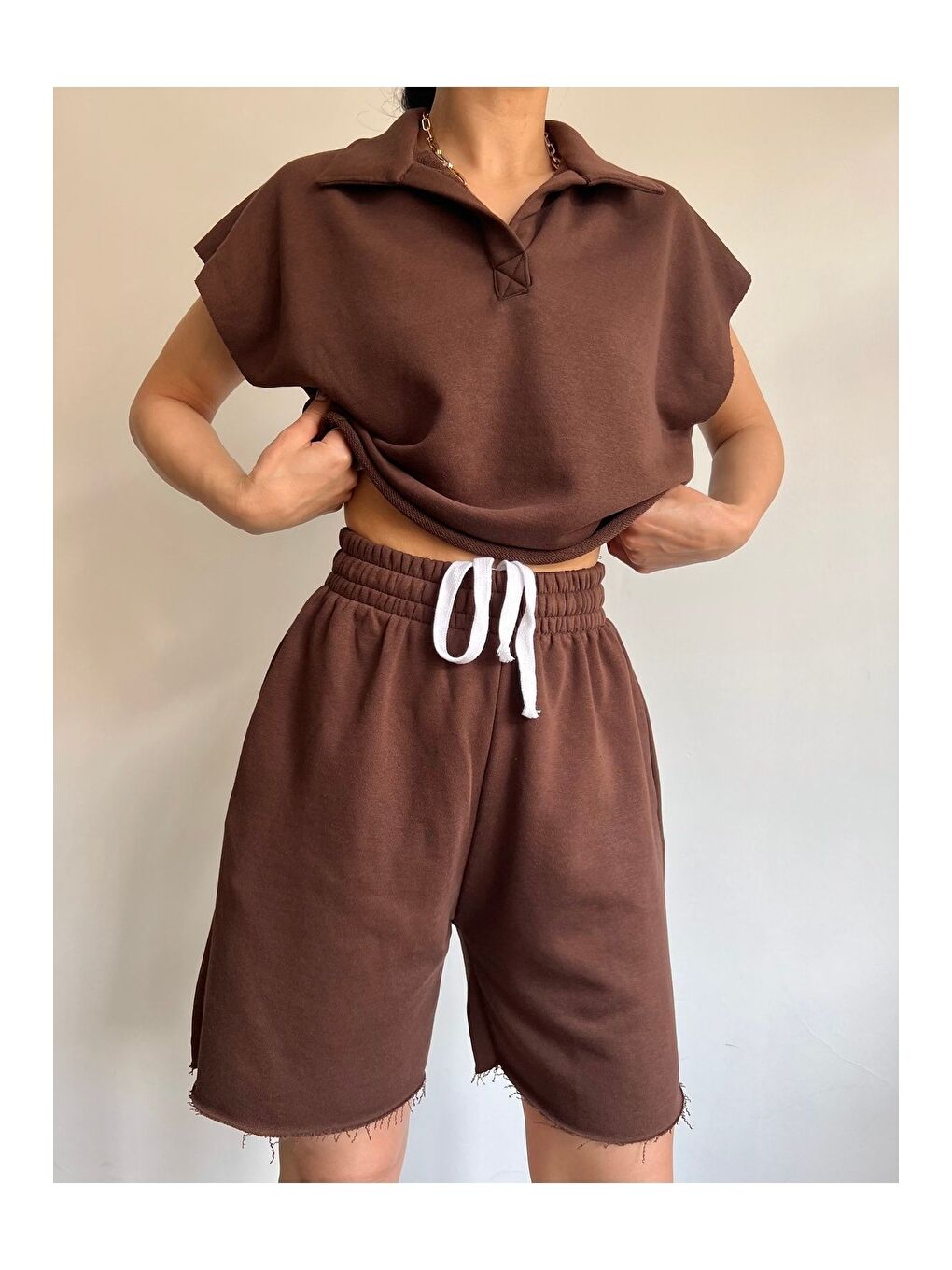 Kahverengi Polo Yaka Kahve Şort Takım-3