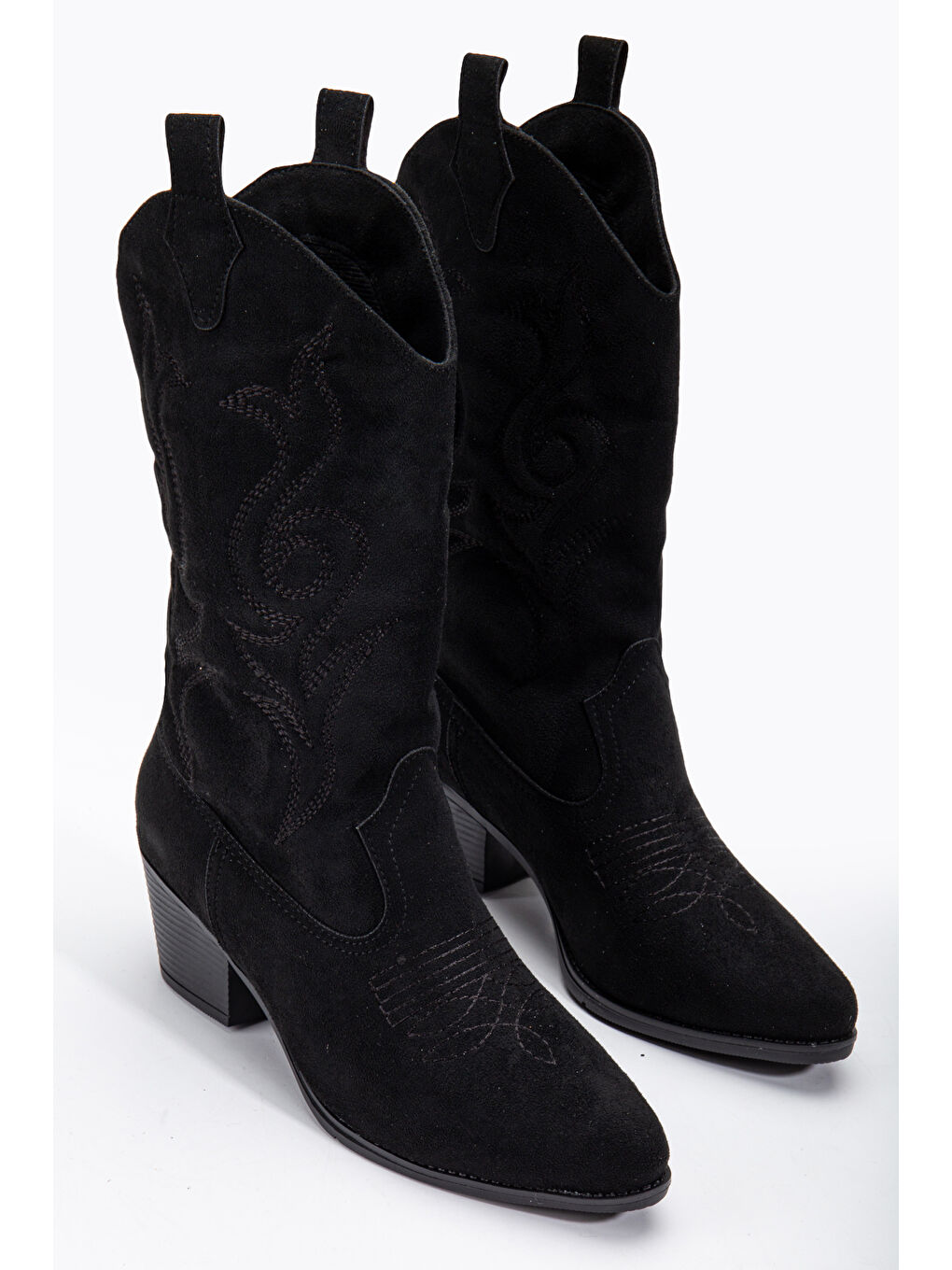 Kadın Siyah Siyah Termo Taban Nakışlı Sivri Burunlu Western Uzun Kovboy Bot