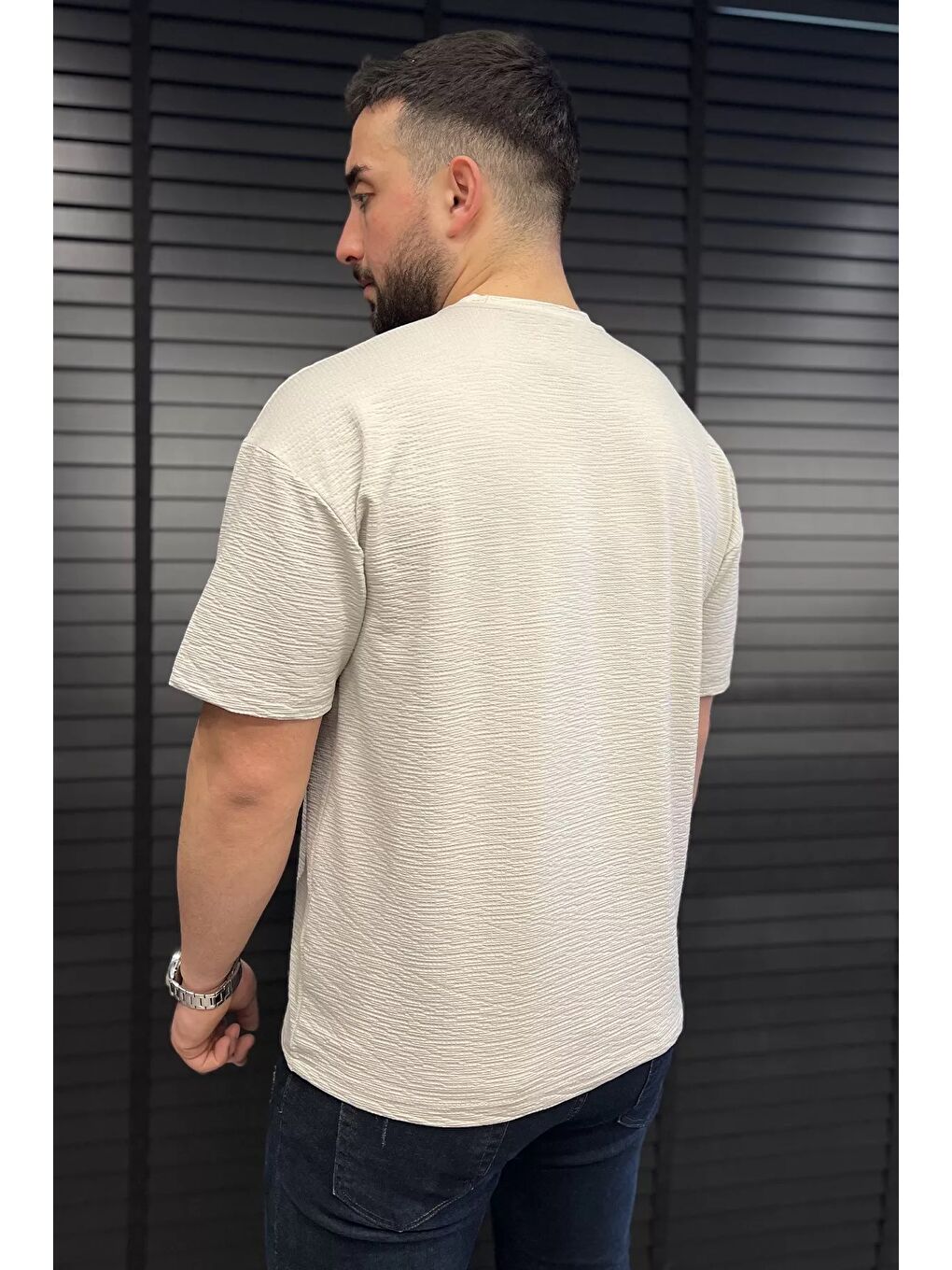 Gri Erkek Silikon Yazı Baskılı Kendinden Desenli Tişört-2