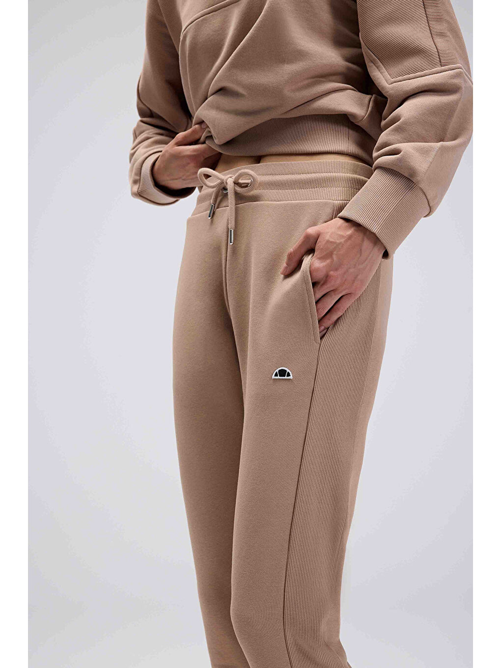 Bej Pamuklu Regular Fit Normal Bel Ribanalı Paça Kadın Eşofman Altı EF568-BG-2