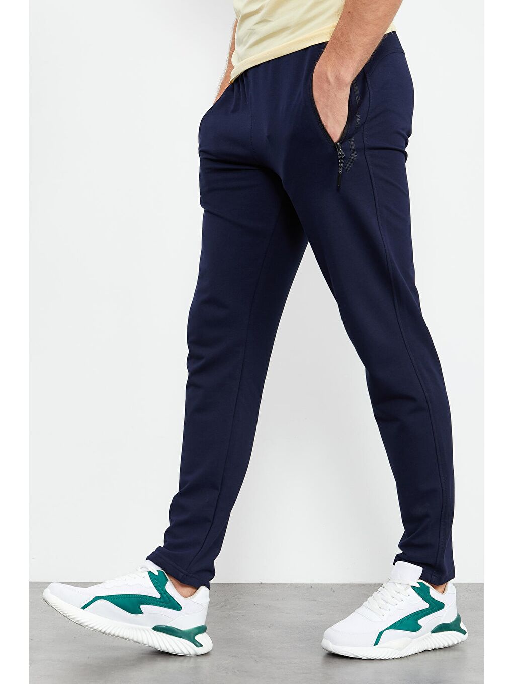 İndigo Fermuar Cepli Yazı Detaylı Standart Kalıp Klasik Paça Erkek Eşofman Alt - 84744-3