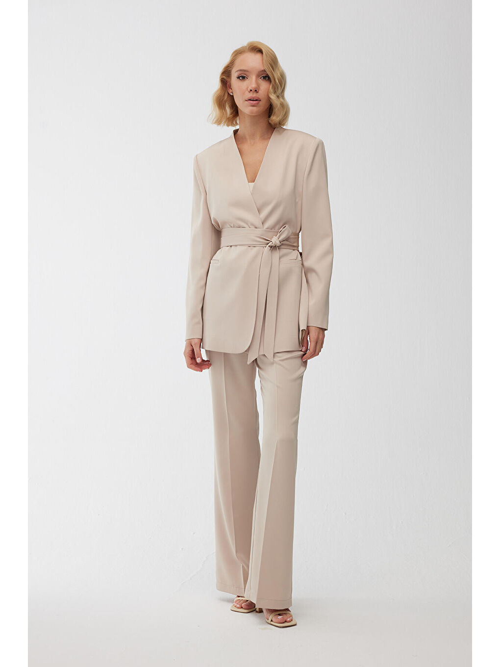 Saten İspanyol Paça Pantolon Bej-1