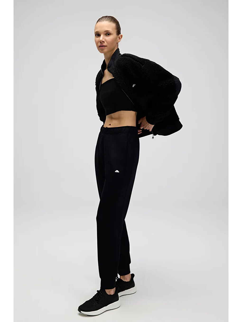 Siyah Pamuklu Regular Fit Normal Bel Ribanalı Paça Kadın Eşofman Altı EF532-BK