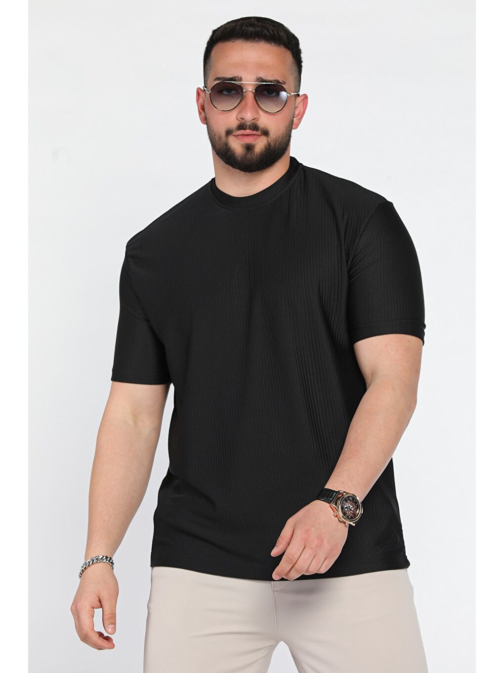 Siyah Kendinden Desenli Bisiklet Yaka Erkek Tişört-1