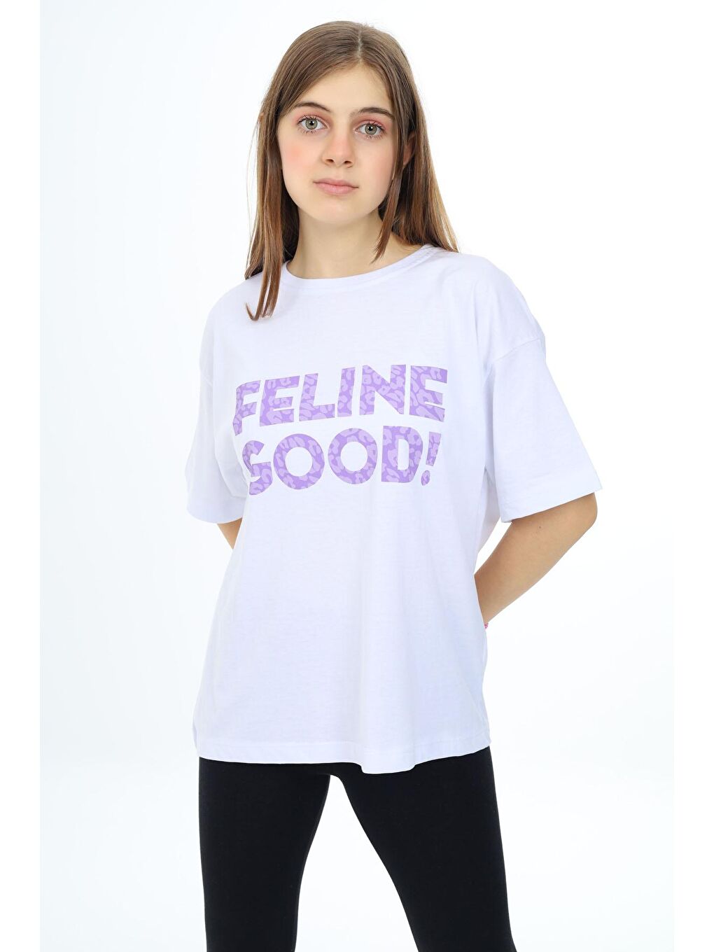 Beyaz Leopar Desenli Yazılı Bisiklet Yaka Kız T-shirt 17780