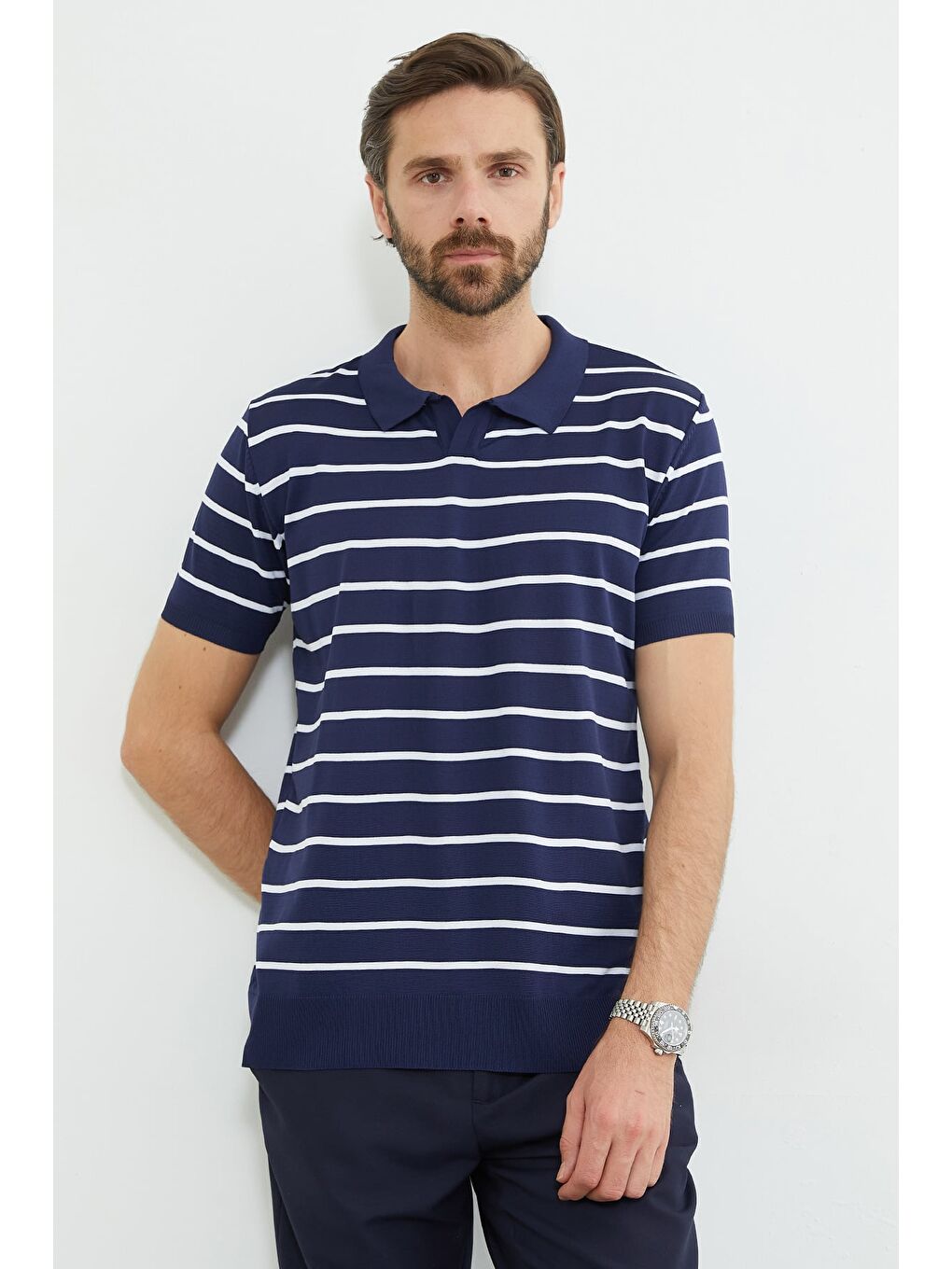 Lacivert Çizgili Apaş Yaka Triko Tişört