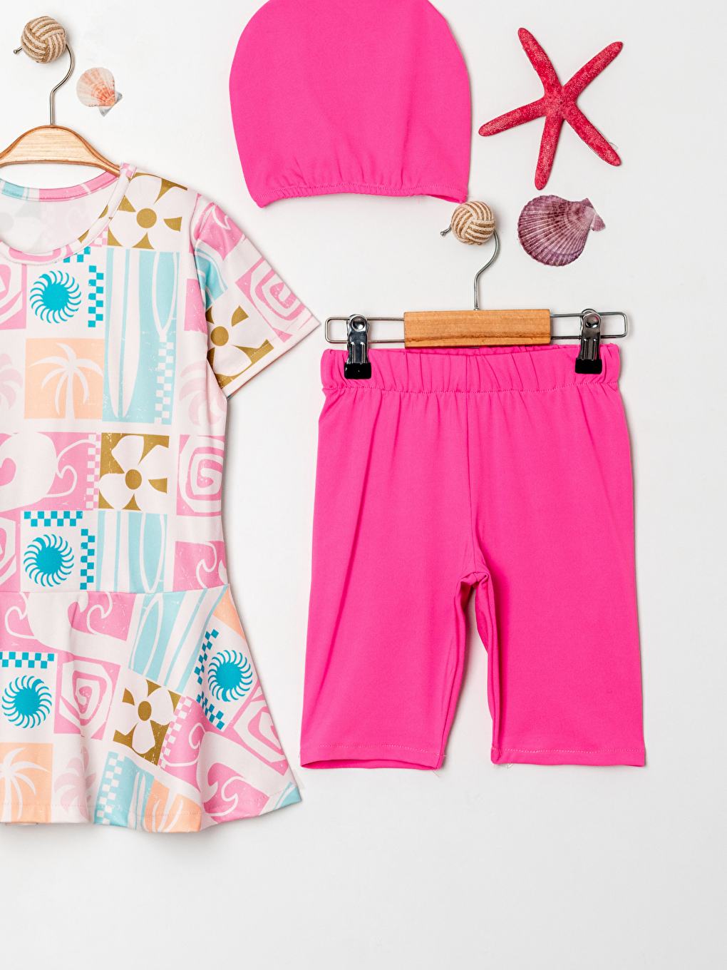 Pembe Kız Çocuk Bisiklet Yaka Etekli Mayo ve Tayt Bone Dahildir.-3