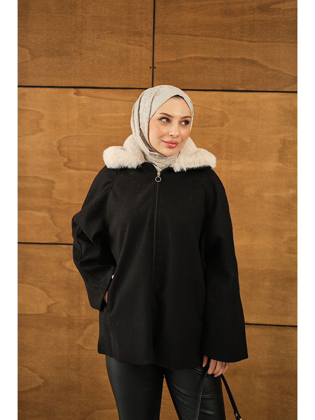 Kadın Pelüş Yaka Ceket Siyah-2