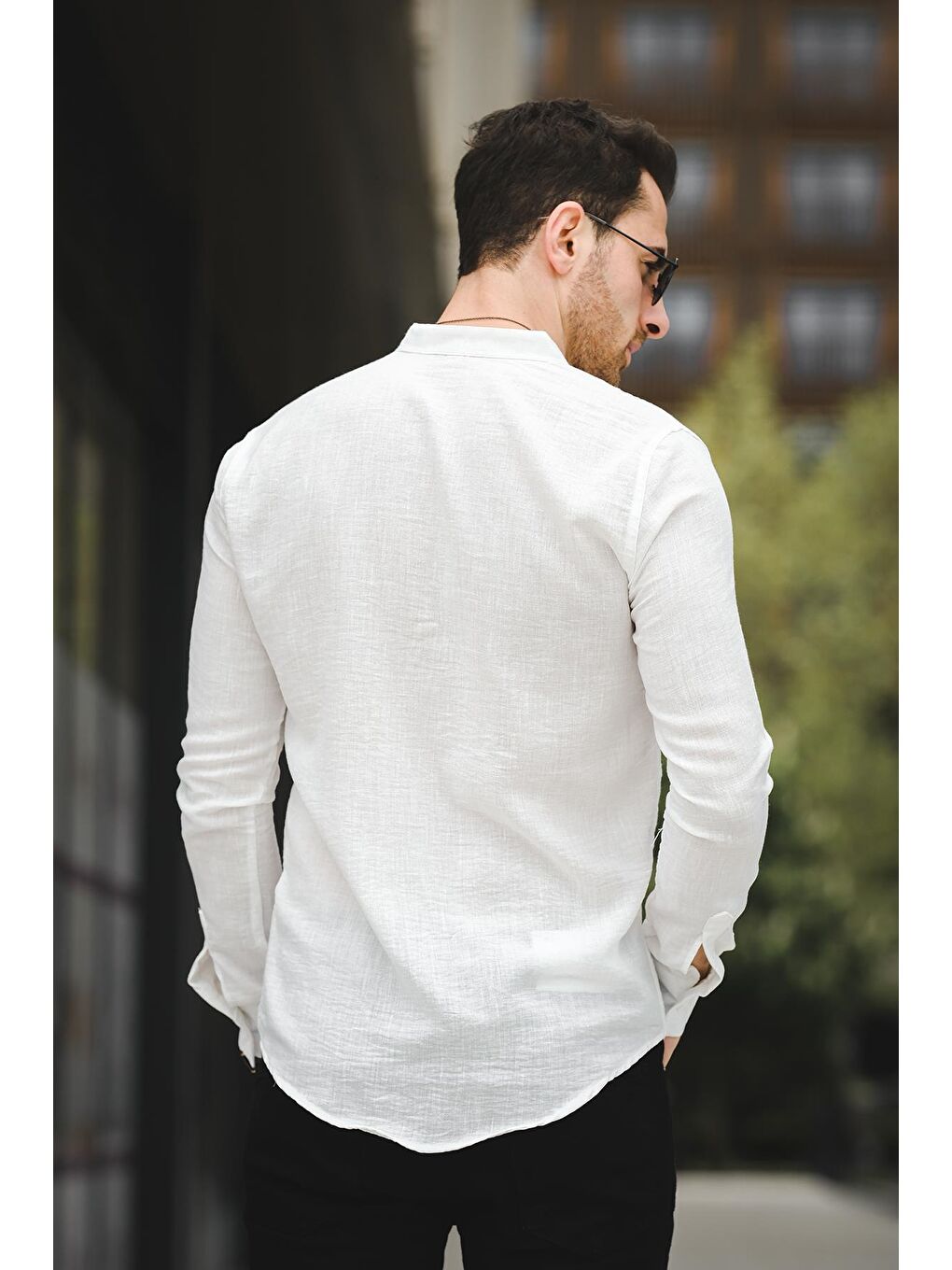 Beyaz Zareh Slim Fit Kırınkıl Desen Yarım Pat Hakim Yaka Erkek Gömlek-3