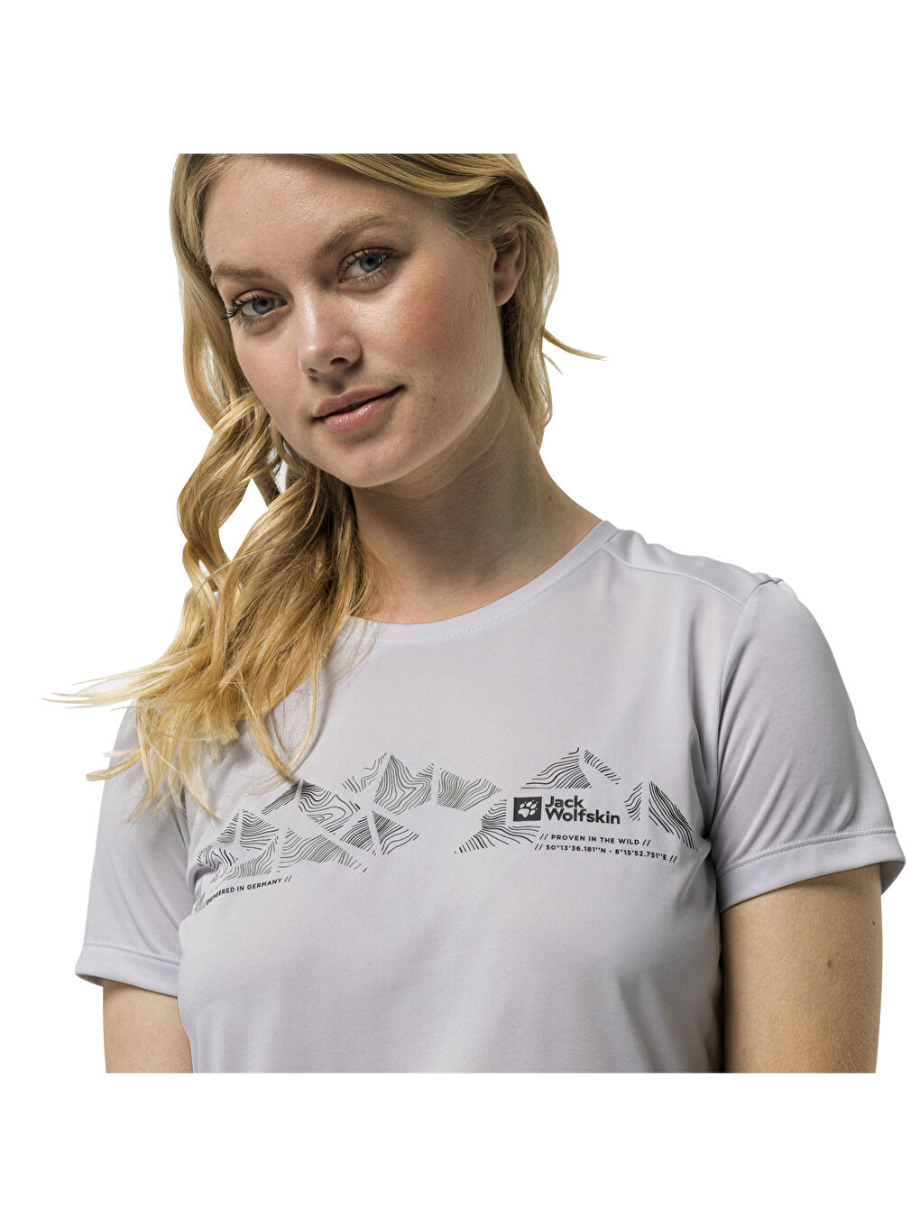 Crosstrail Graphic T Kadın Beyaz Tişört-2