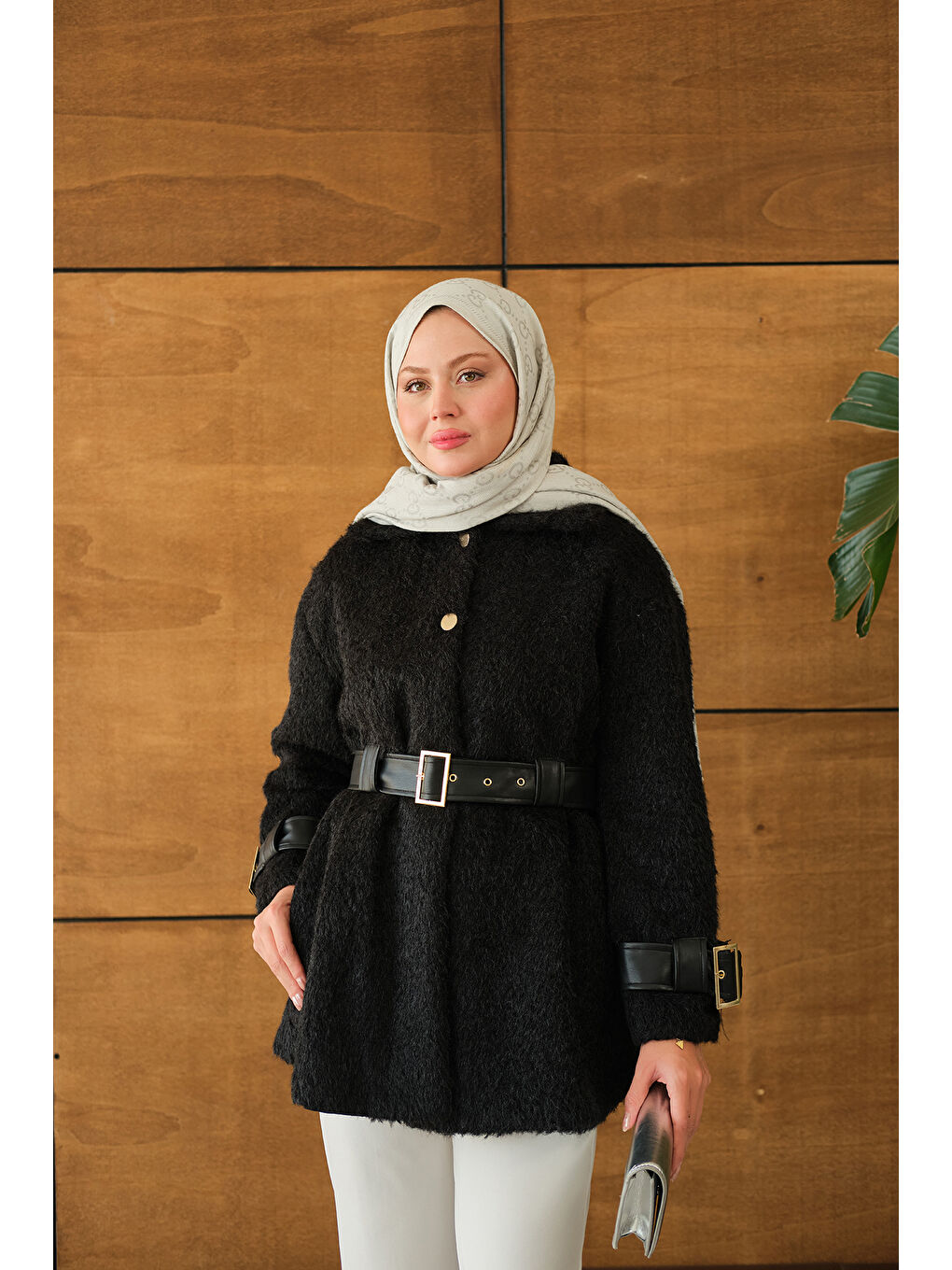 Kadın Gold Düğme Detay Kemerli Ceket Siyah-1