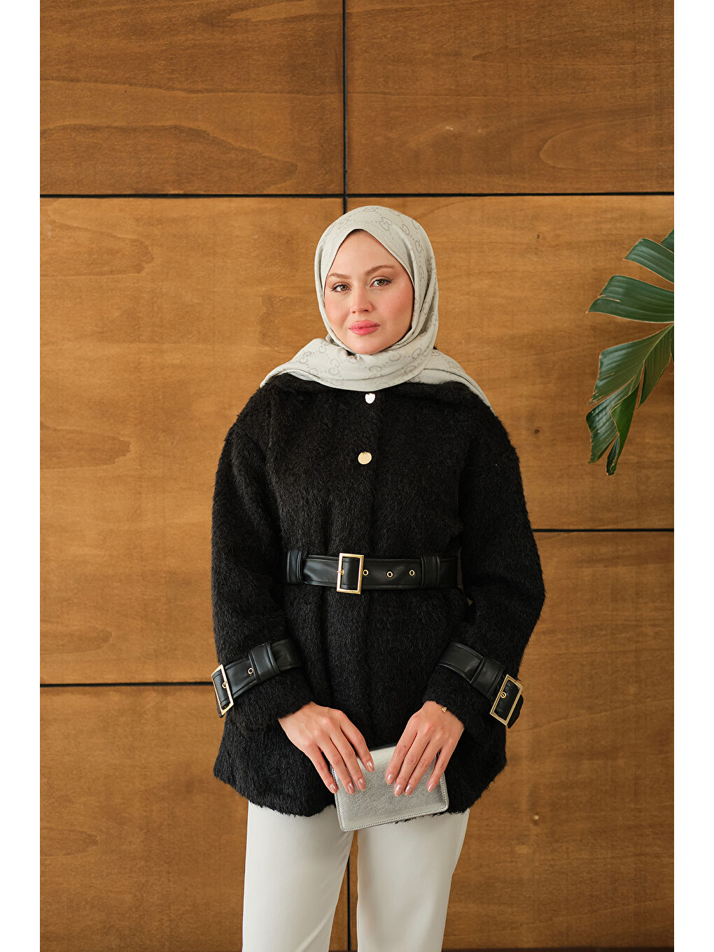 Kadın Gold Düğme Detay Kemerli Ceket Siyah-4