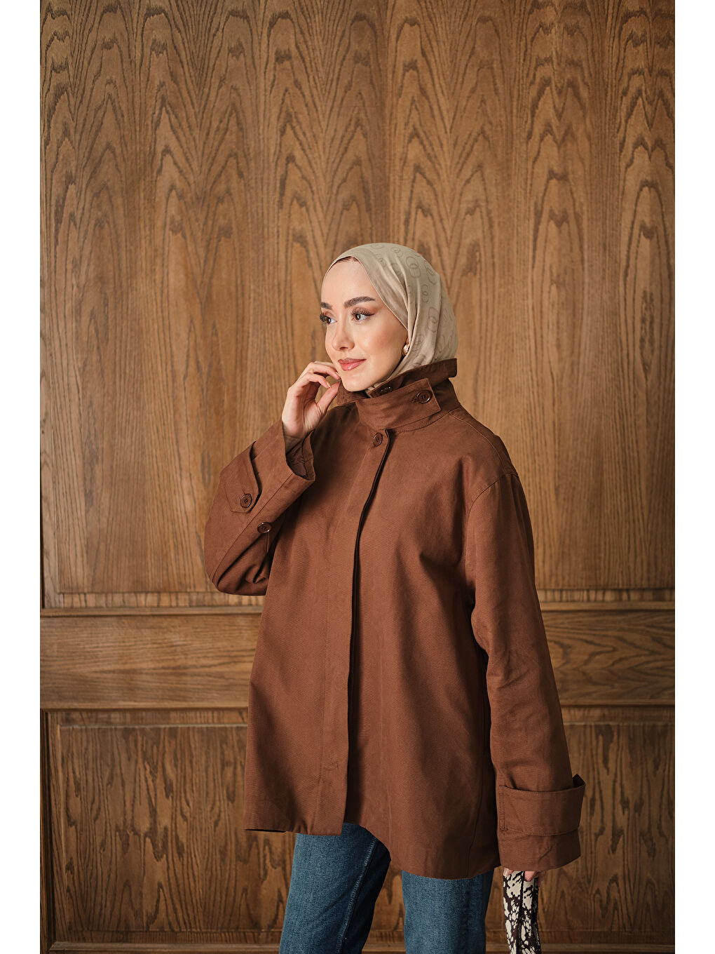 Kadın Dik Yaka Gabardin Ceket Kahverengi-3