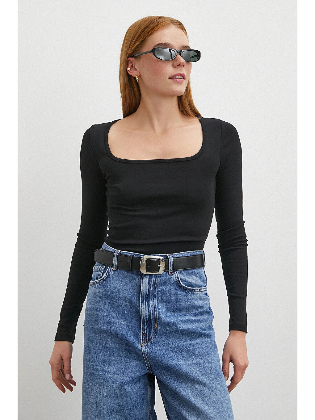 Uzun Kol Kare Yaka Bluz Siyah