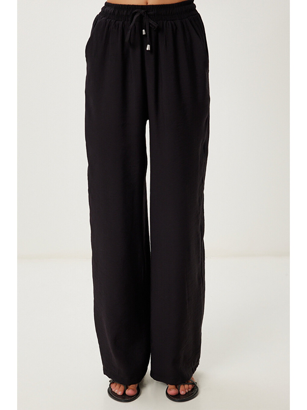 Siyah Askılı Dokuma Bluz Pantolon Takım SİYAH LMC0064-3