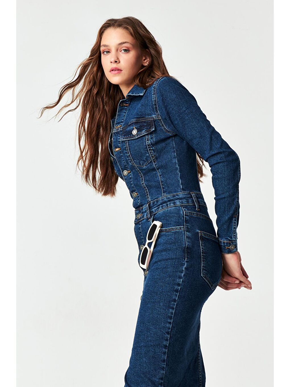 it's basic Koyu Mavi Kadın Koyu Mavi Renk Önü Düğmeli Uzun Denim Elbise - 4